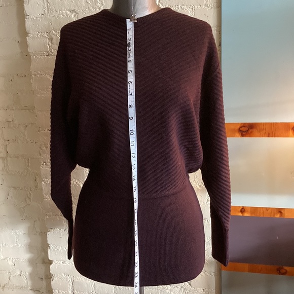 Vintage 80s plum knit wool crew neck sweater dolman sleeves made in Italy EVC - Picture 7 of 16